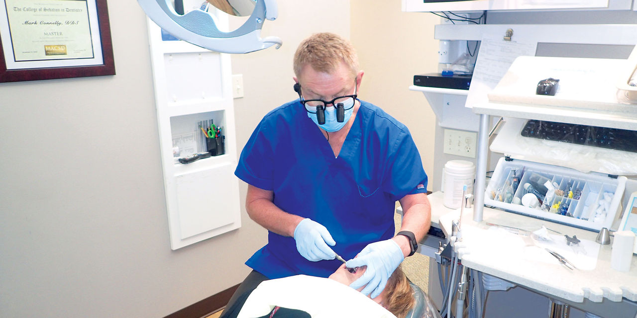 My First Hahn™ Tapered Implant with Mark J. Connelly, DDS