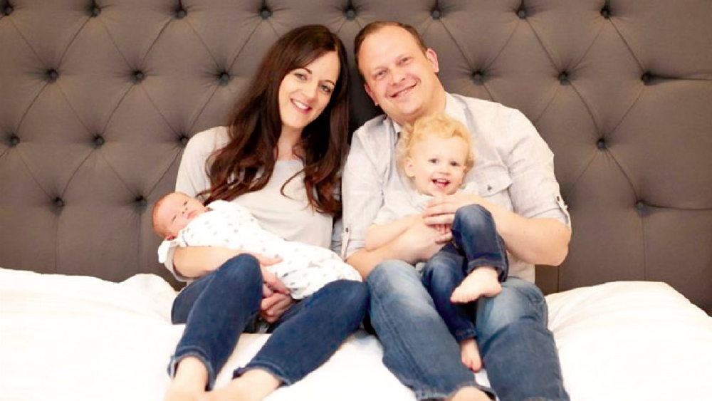 Darius with his son and wife