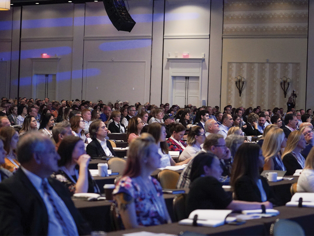 Glidewell Convention audience CSMV16I1