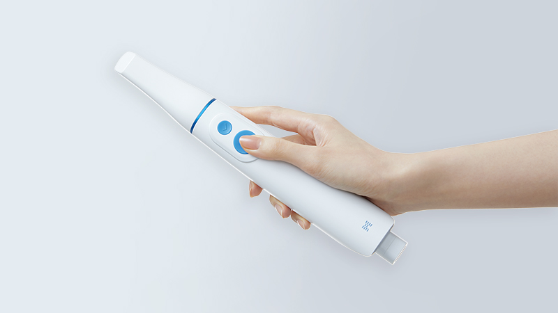 Hand Pressing i900M Scanner Button